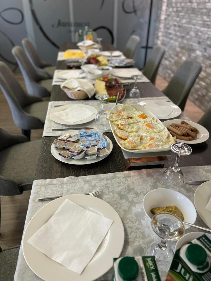 Bed and Breakfast Maestro Vukovar Exterior foto
